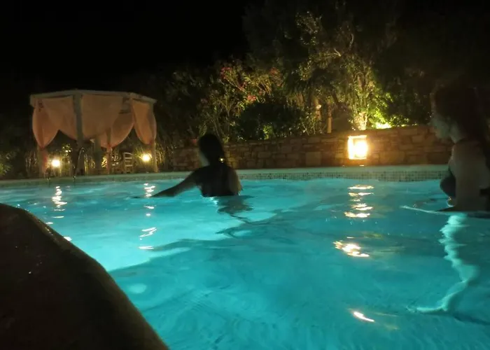 Riviera Paradise : Unique Vacations Experience * 阿里克海滩